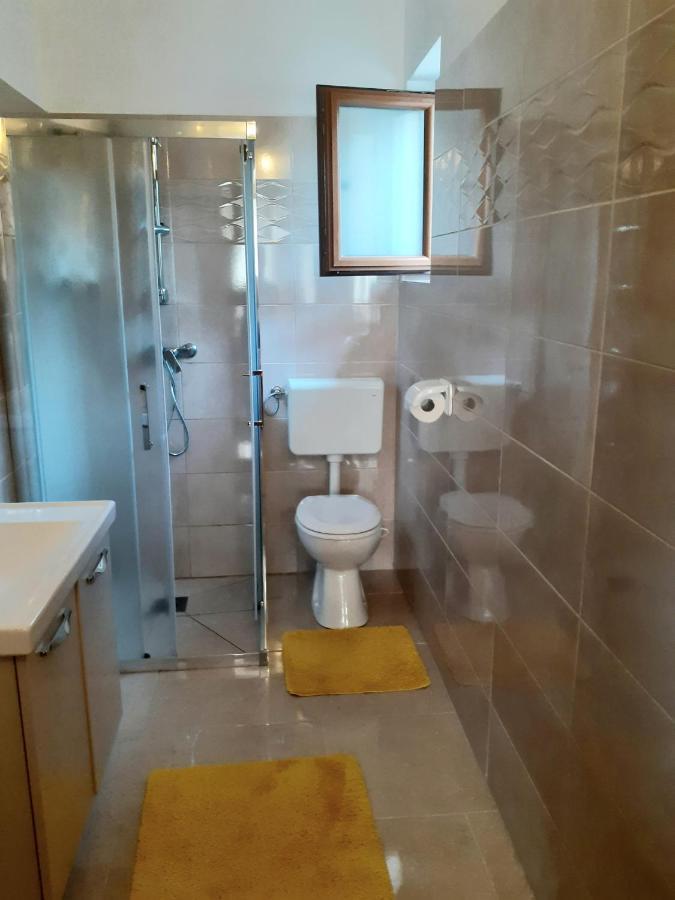 Apartman Paola Apartment Malinska Exterior photo