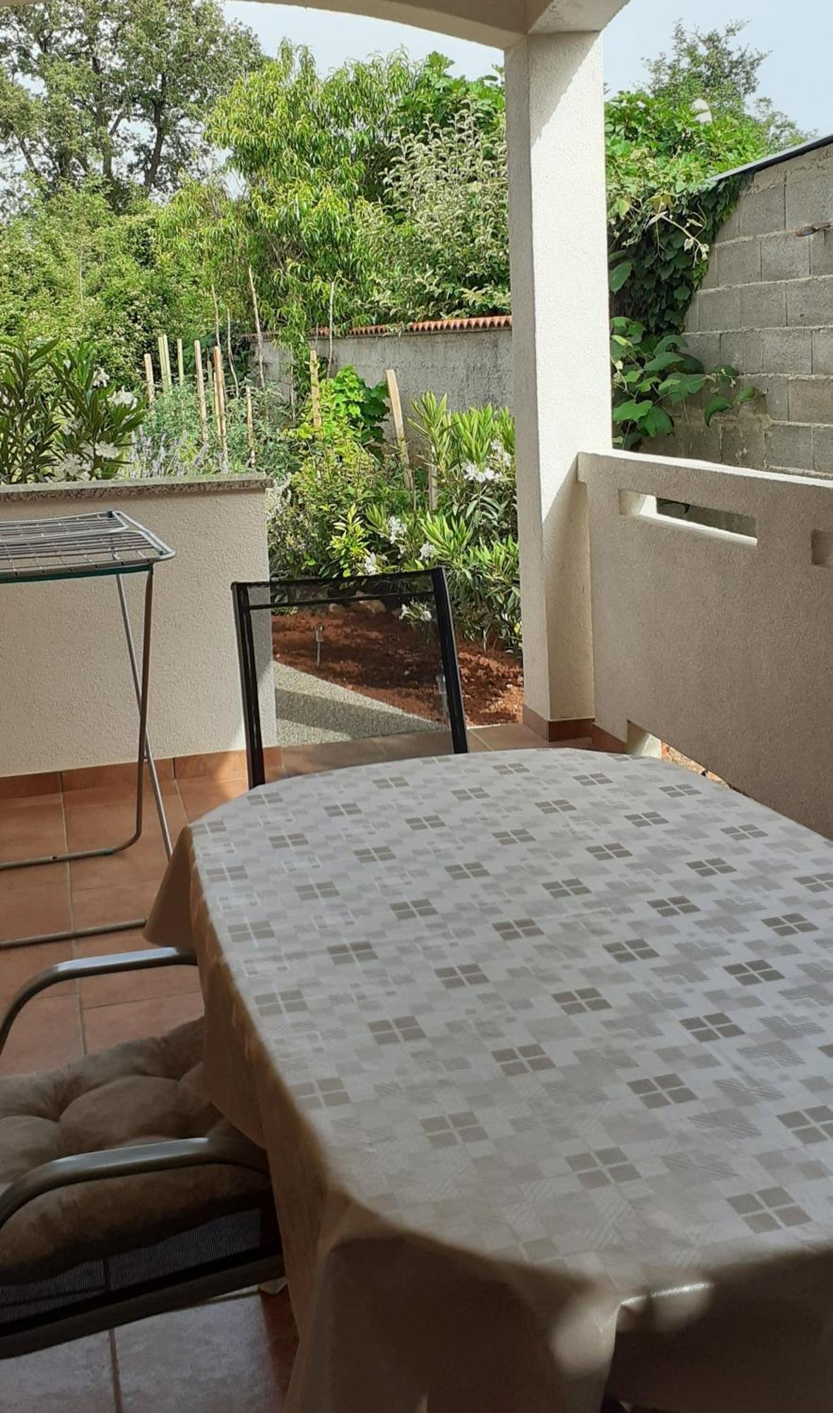 Apartman Paola Apartment Malinska Exterior photo
